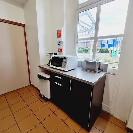 Grande Maison, Animaux Admis - 16 Pers. - Fr-1-510-259 * Ferriere-la-Grande